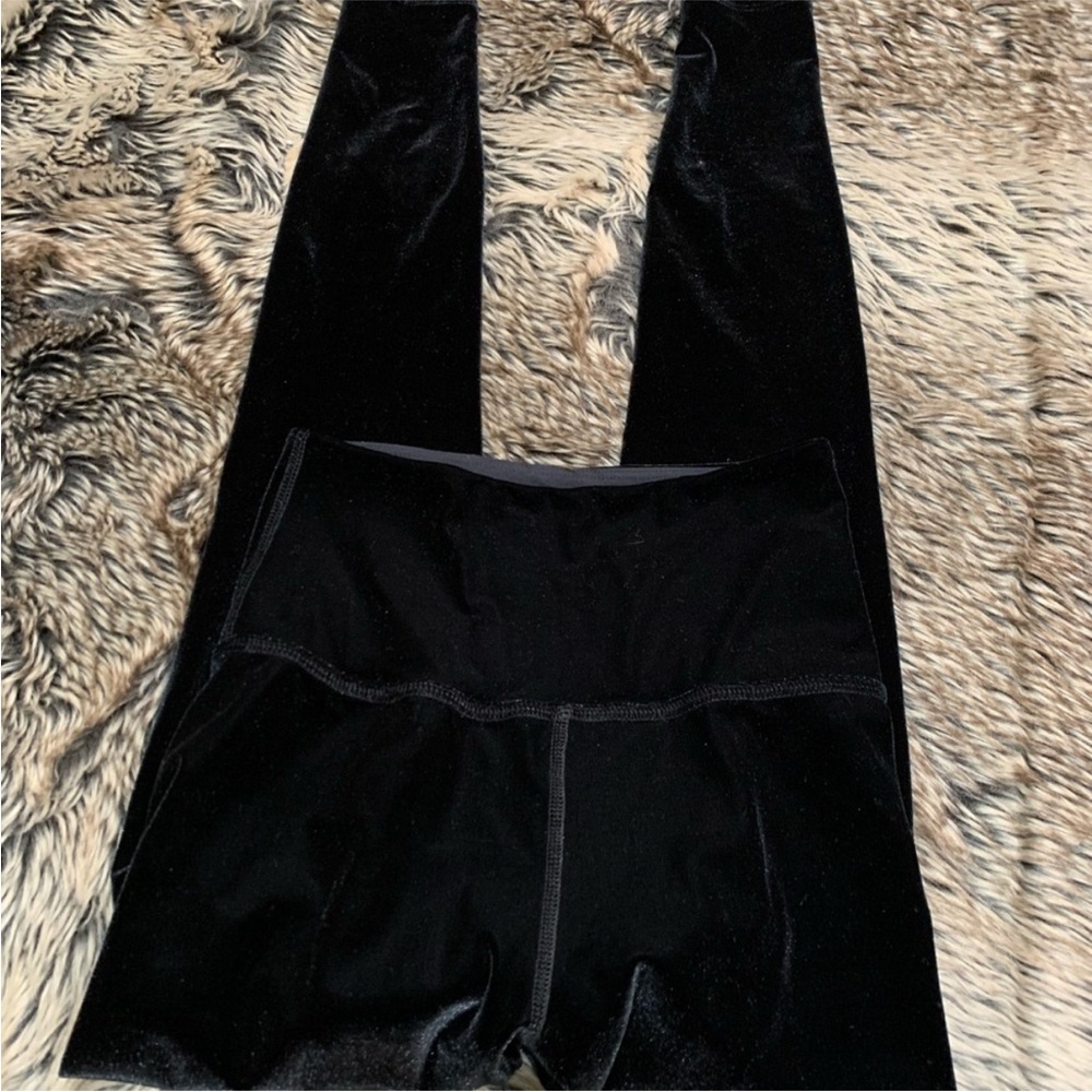 Beyond Yoga Black Velvet Leggings